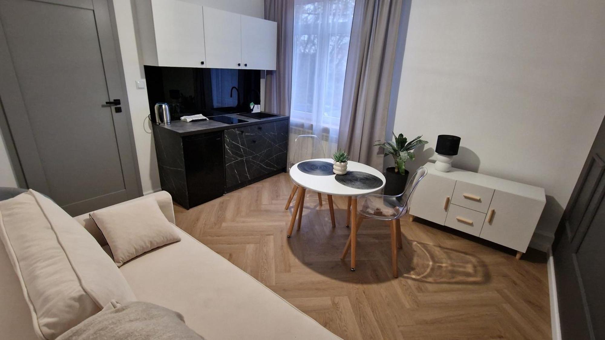 Brama Lwowska Apartamenty - Wiecej Na Www,Bramalwowska,Pl Zamosc  Exterior photo